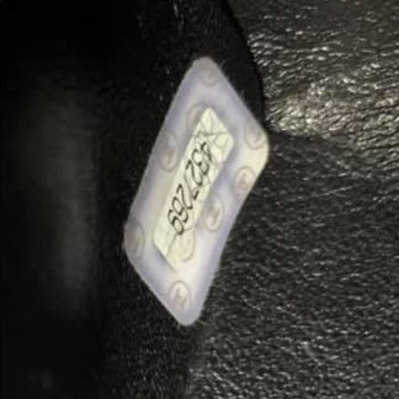 💕Vintage CC Mini Square / Price is Firm 🤗 - Picture 13 of 13